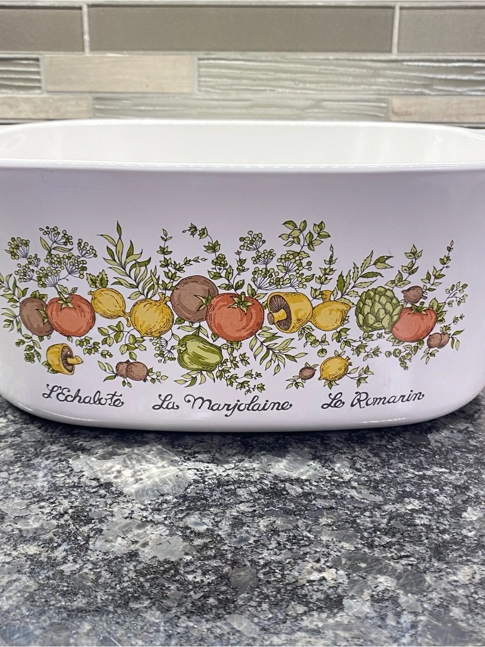 Corningware White 5-Quart Ceramic Casserole Dish W/ Plastic Corning Lid